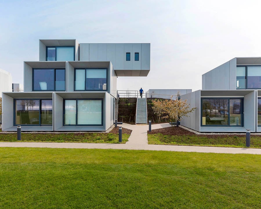 Watt på den anden side, Land Step Inside the Habitat 67–Inspired Dorms at the Dyson Institute -  Metropolis