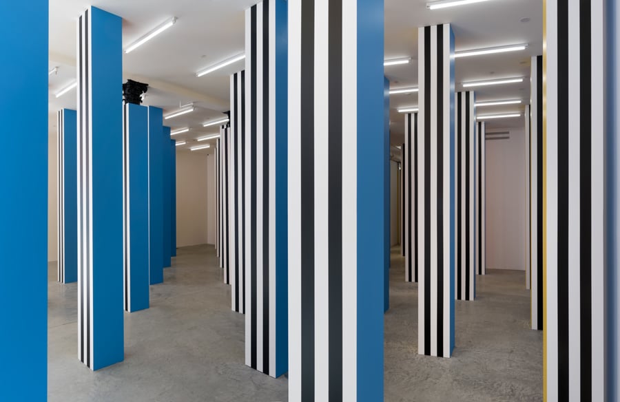 DANIEL BUREN, Observatory of light, Work in situ