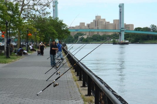 98th St fishermen view north