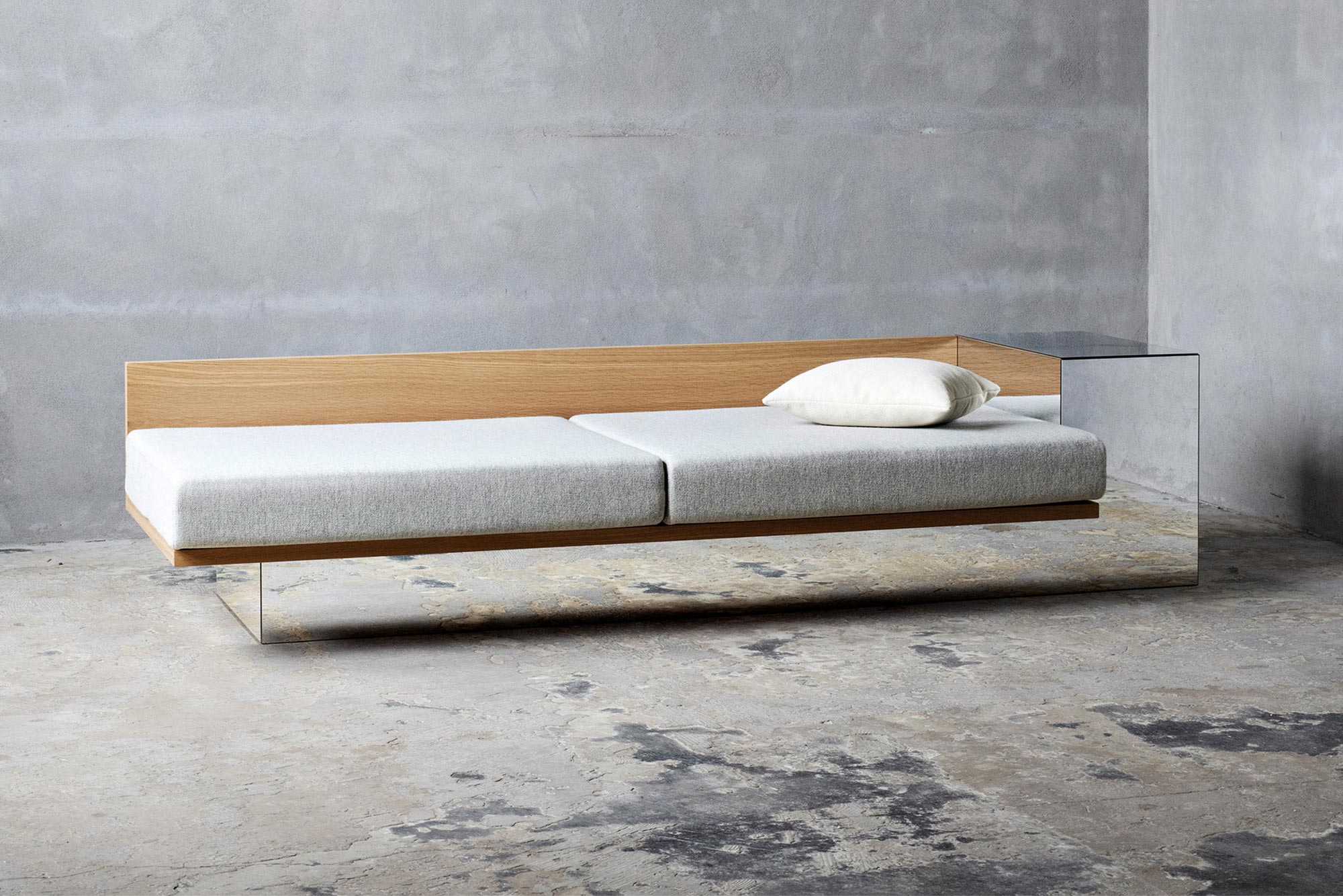 Boysen's levitate sofa