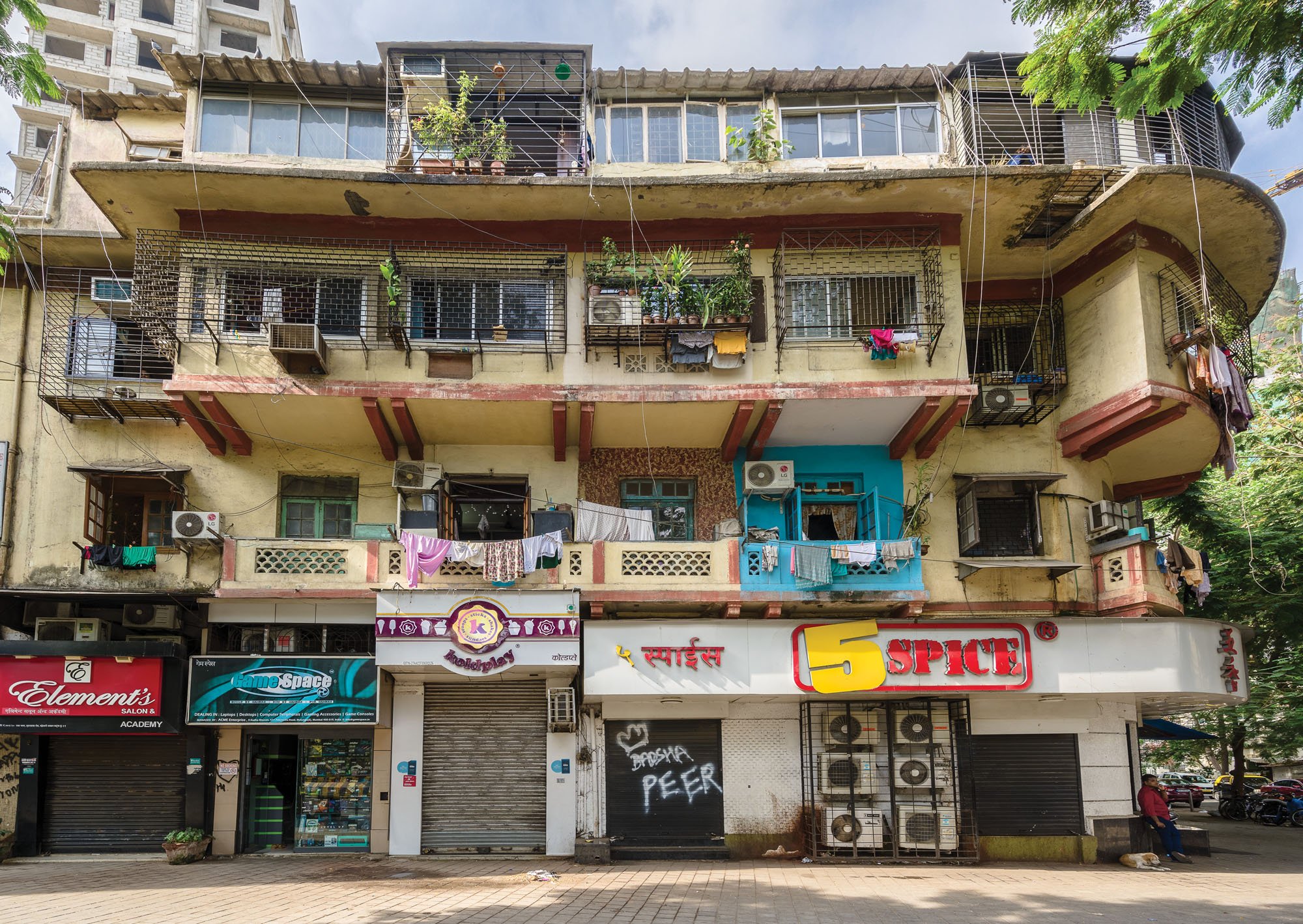 Mumbai Chawl Tenements Helped Build the Megacity. But They Are