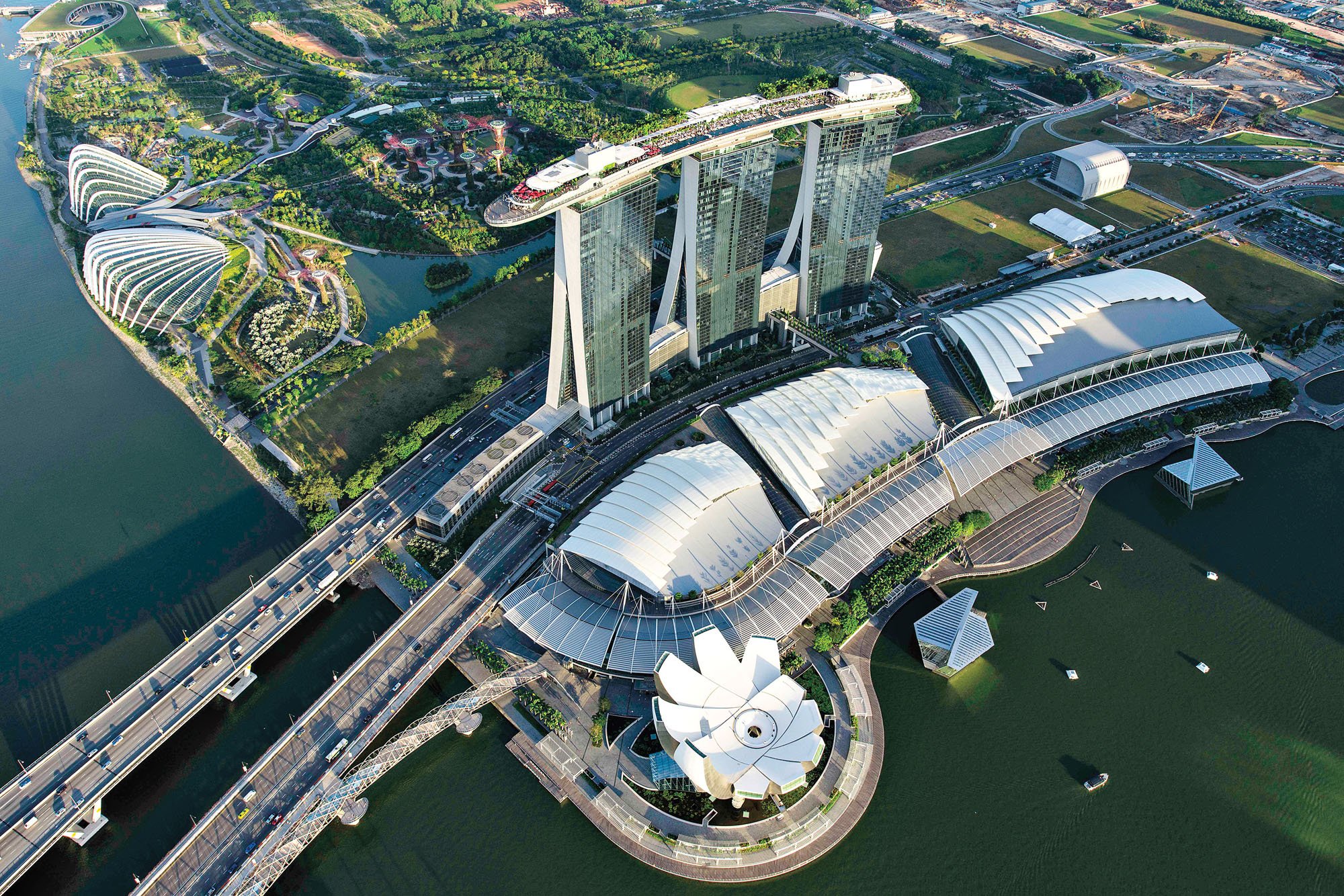 Moshie Safdie on Singapore architecture