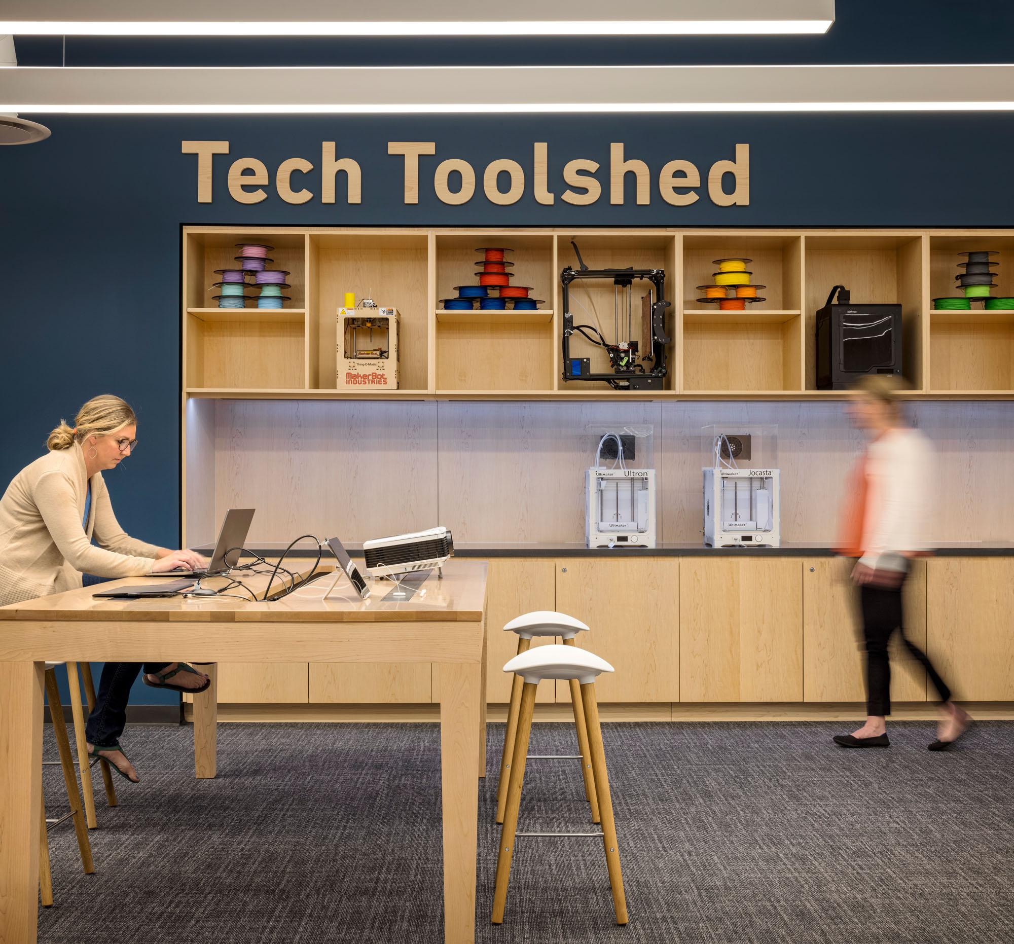 student working on laptop at university of arizona tech toolshed