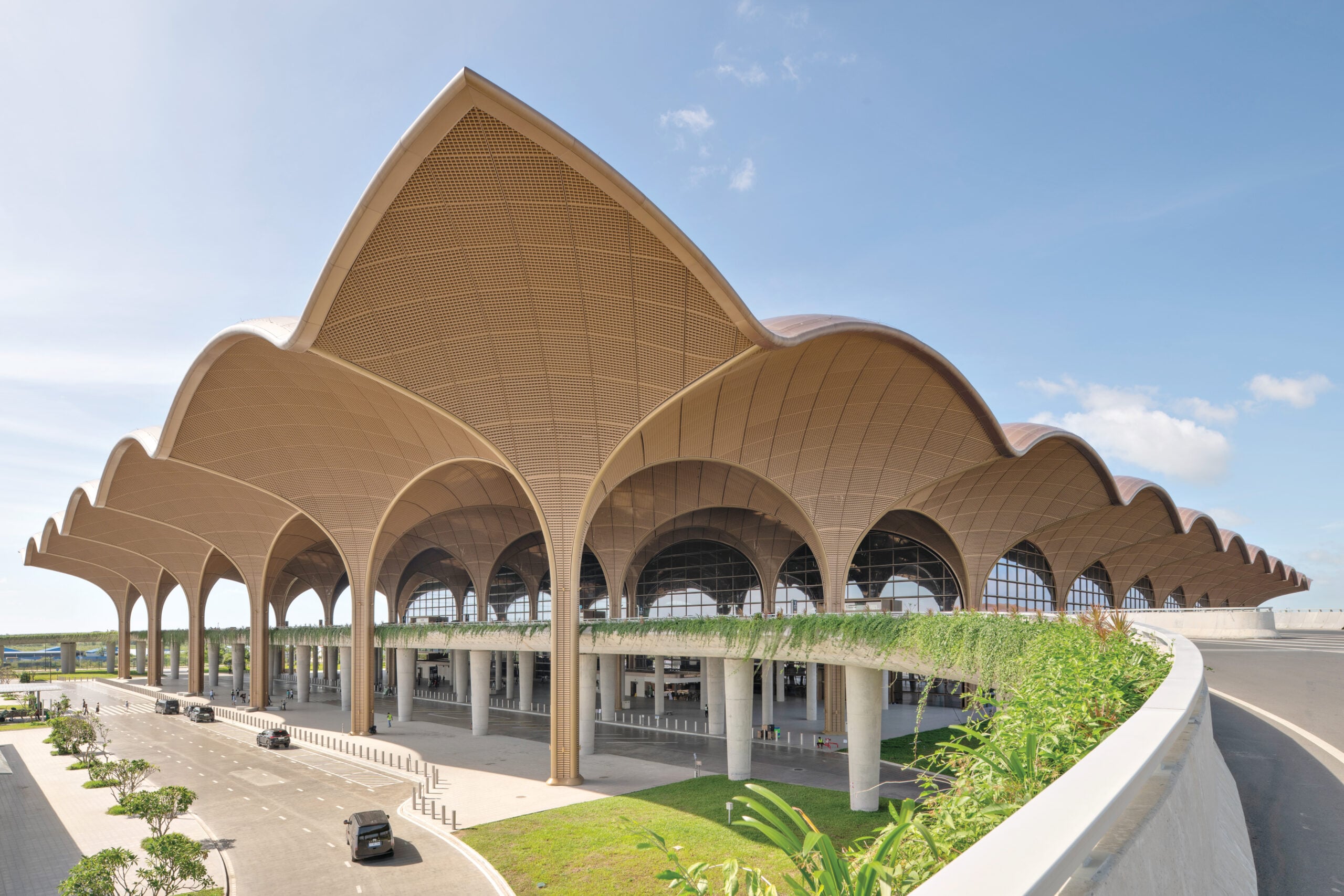 A New Airport by Foster + Partners Is a Celebration of Culture and Light